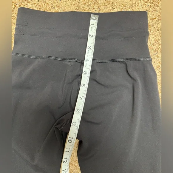 Vuori Charcoal Gray Leggings - Picture 11 of 15